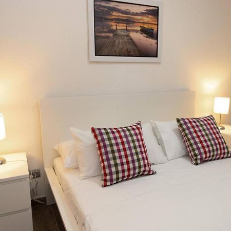 Modern Apartment With Pool And Wifi Playa Feñabe Eksteriør billede