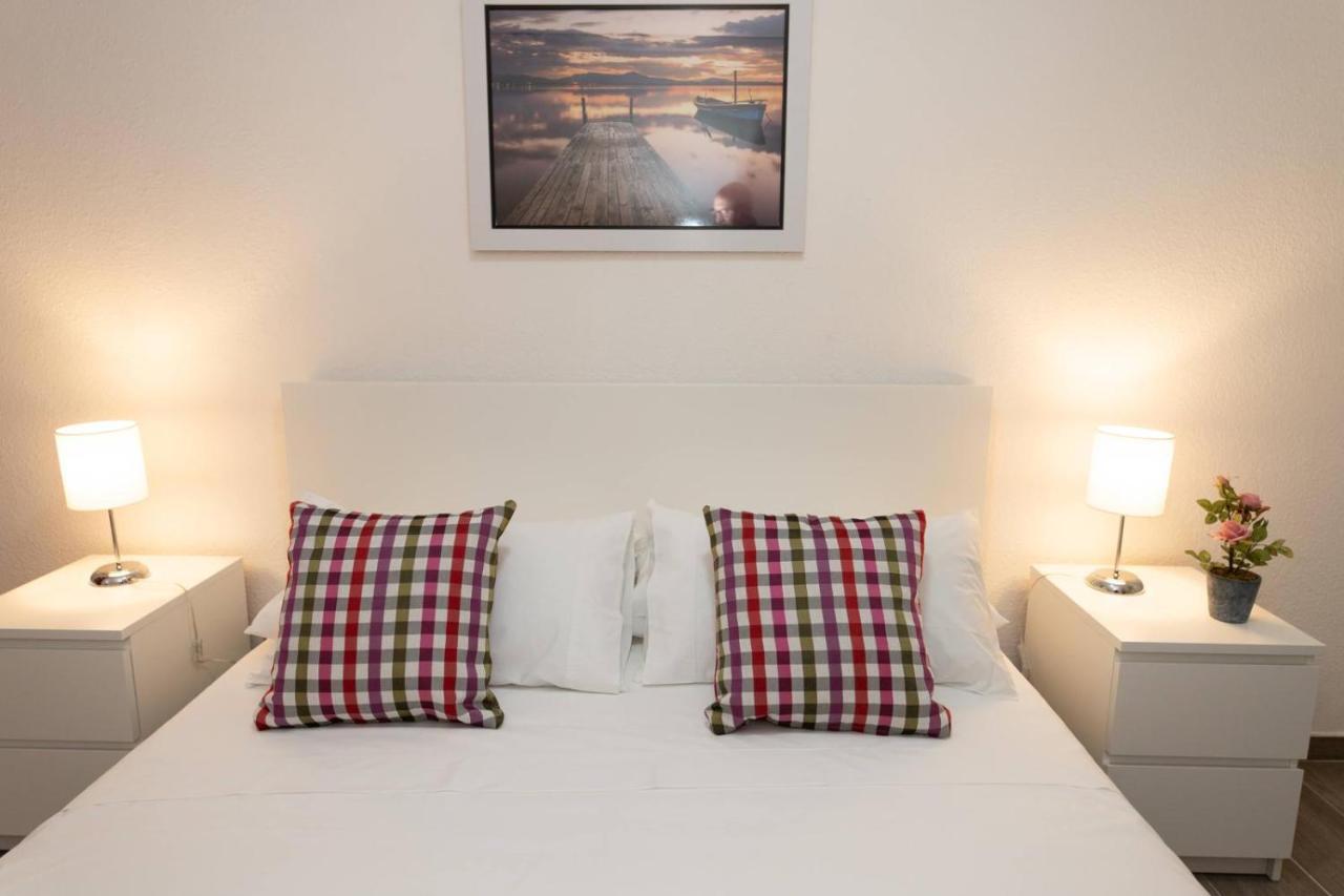 Modern Apartment With Pool And Wifi Playa Feñabe Eksteriør billede