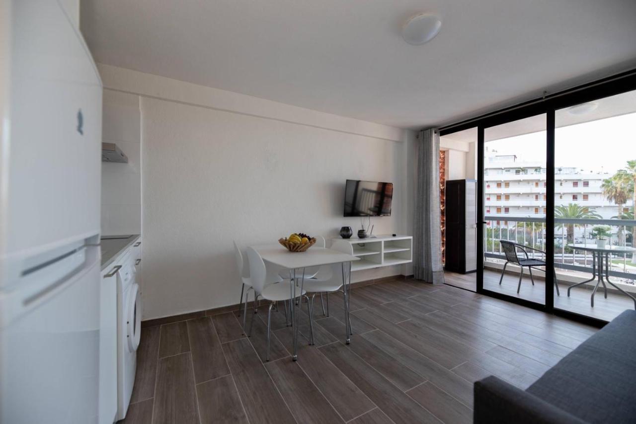 Modern Apartment With Pool And Wifi Playa Feñabe Eksteriør billede